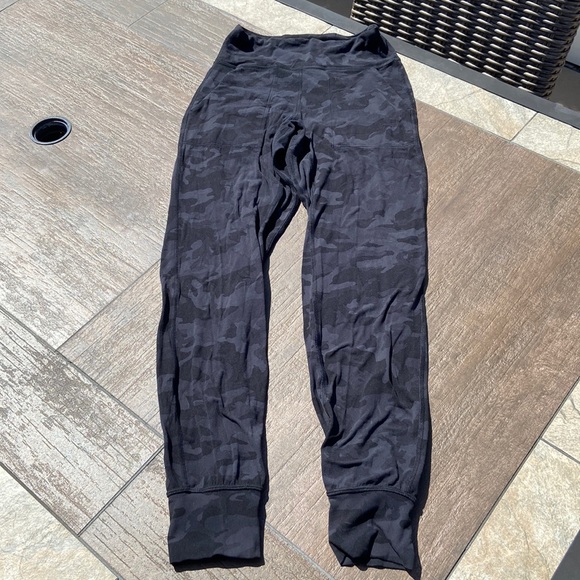 lululemon athletica Pants - Lululemon Align Joggers 28”